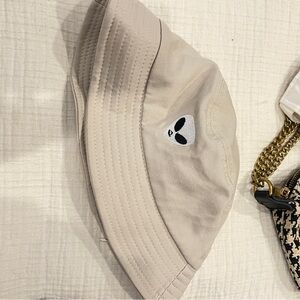 Beige Bucket Hat with Alien Embroidery